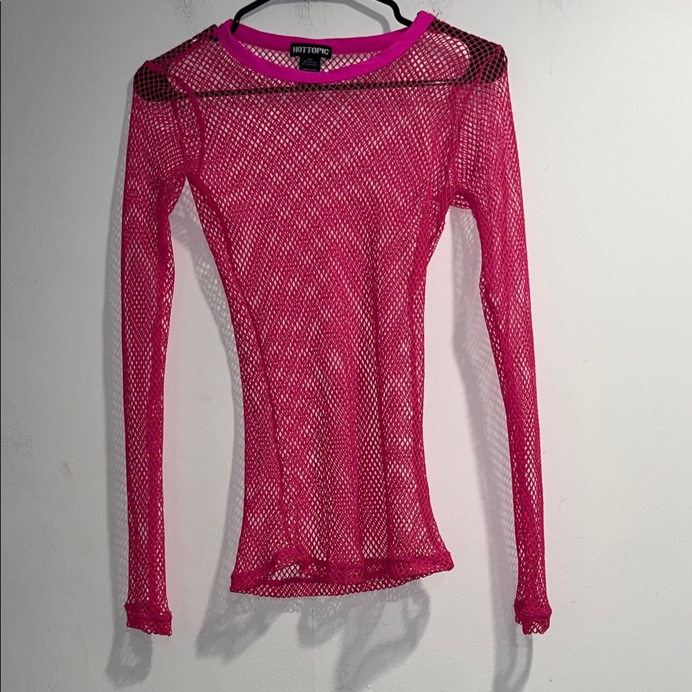 HOT TOPIC Long sleeve net top in hot pink